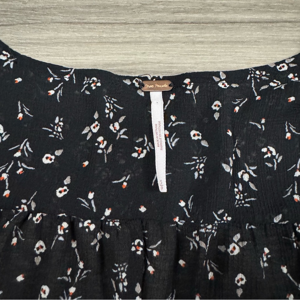 Free People Lolita Floral Smocked Long Sleeve Blouse Size Small - Picture 5 of 7